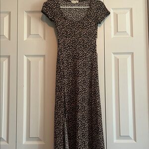 Jessica Simpson Black and Tan Midi Dress